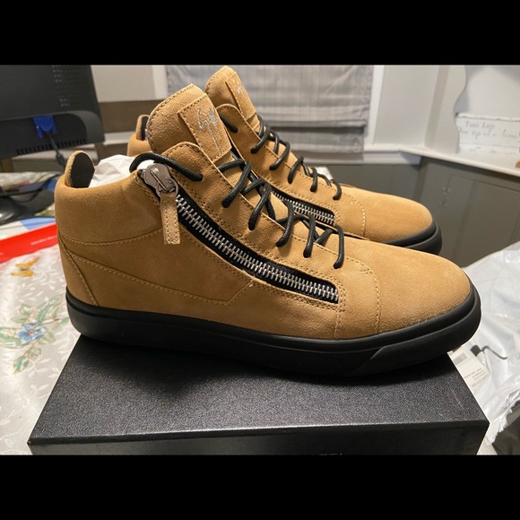 NEW Giuseppe Zanotti Suede Sand Tan Mid Top Sneaker - Picture 7 of 12
